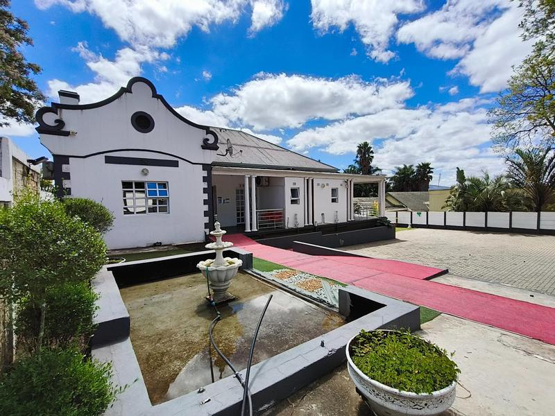 To Let Commercial Property for Rent in Mthata Eastern Cape